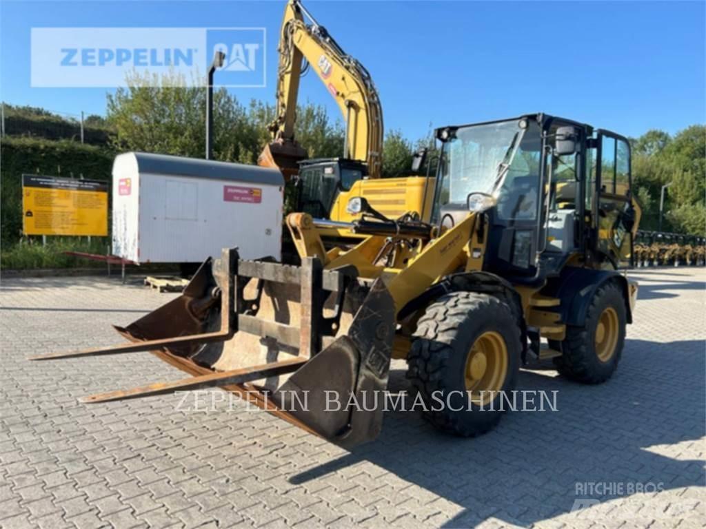 CAT 908M Incarcator pe pneuri