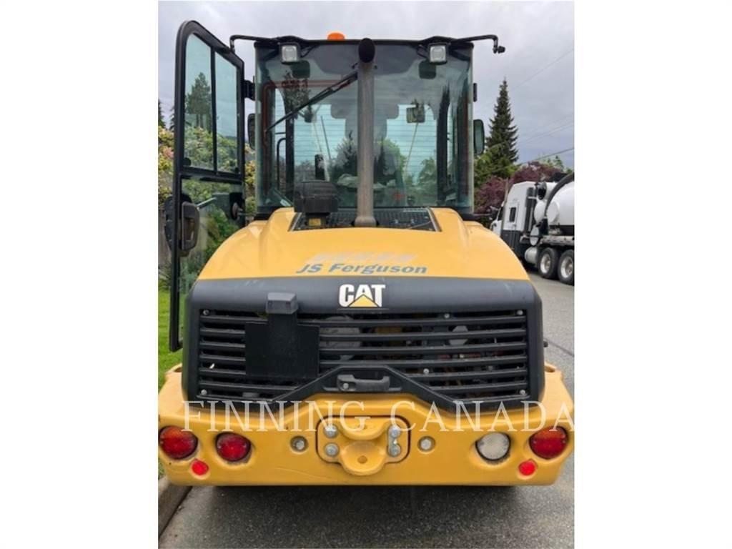 CAT 908M Incarcator pe pneuri