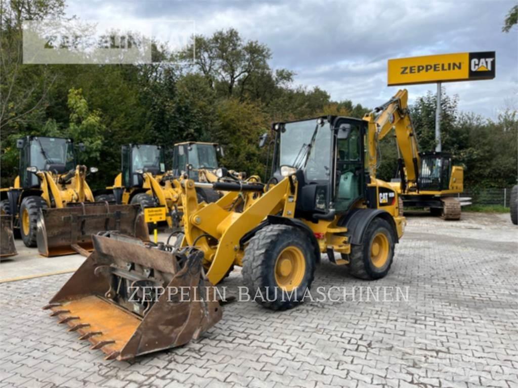 CAT 908M Incarcator pe pneuri