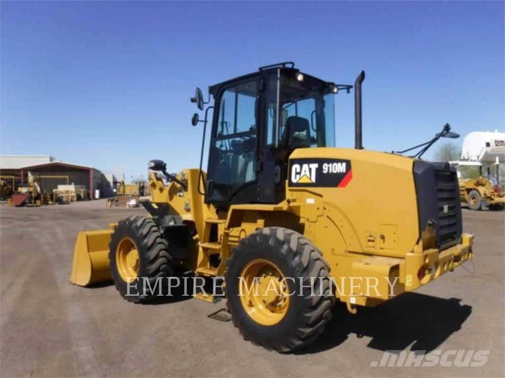 CAT 910M Incarcator pe pneuri