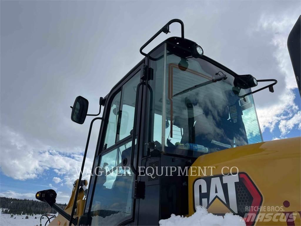 CAT 914 Incarcator pe pneuri