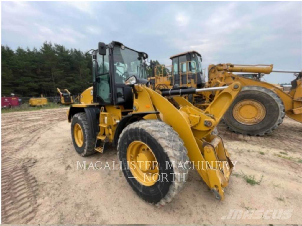 CAT 91414 Incarcator pe pneuri