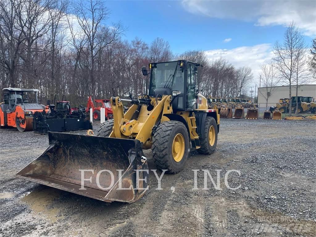 CAT 914M Incarcator pe pneuri