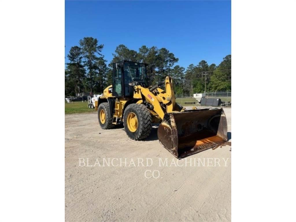 CAT 914M Incarcator pe pneuri