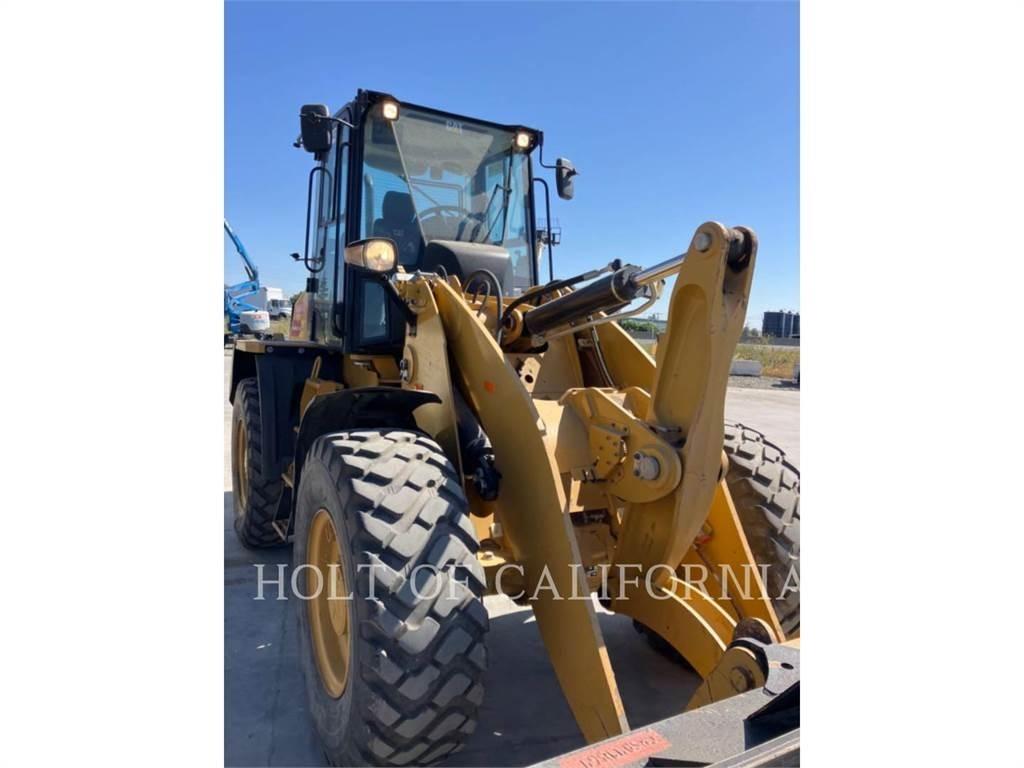 CAT 918 Incarcator pe pneuri