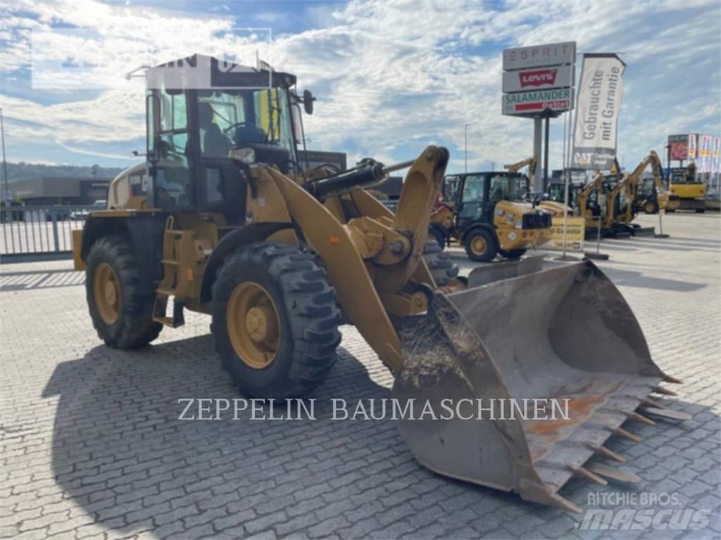 CAT 918M Incarcator pe pneuri