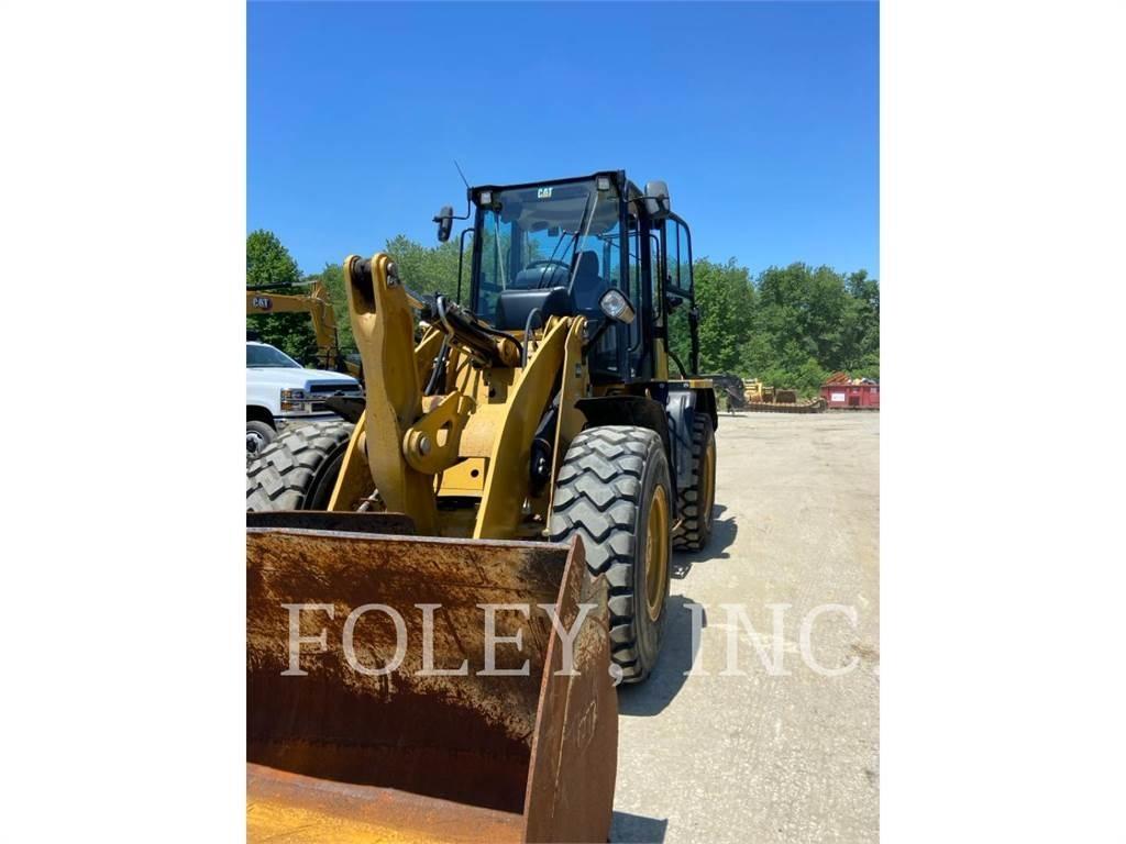 CAT 918M Incarcator pe pneuri