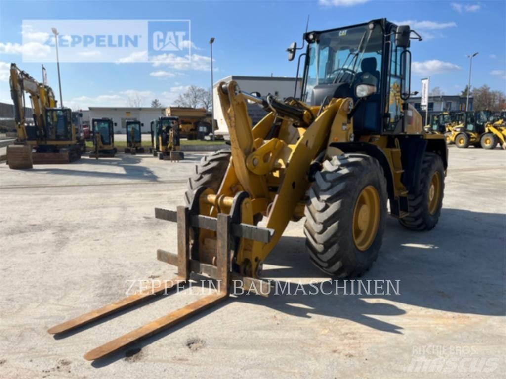 CAT 918M Incarcator pe pneuri