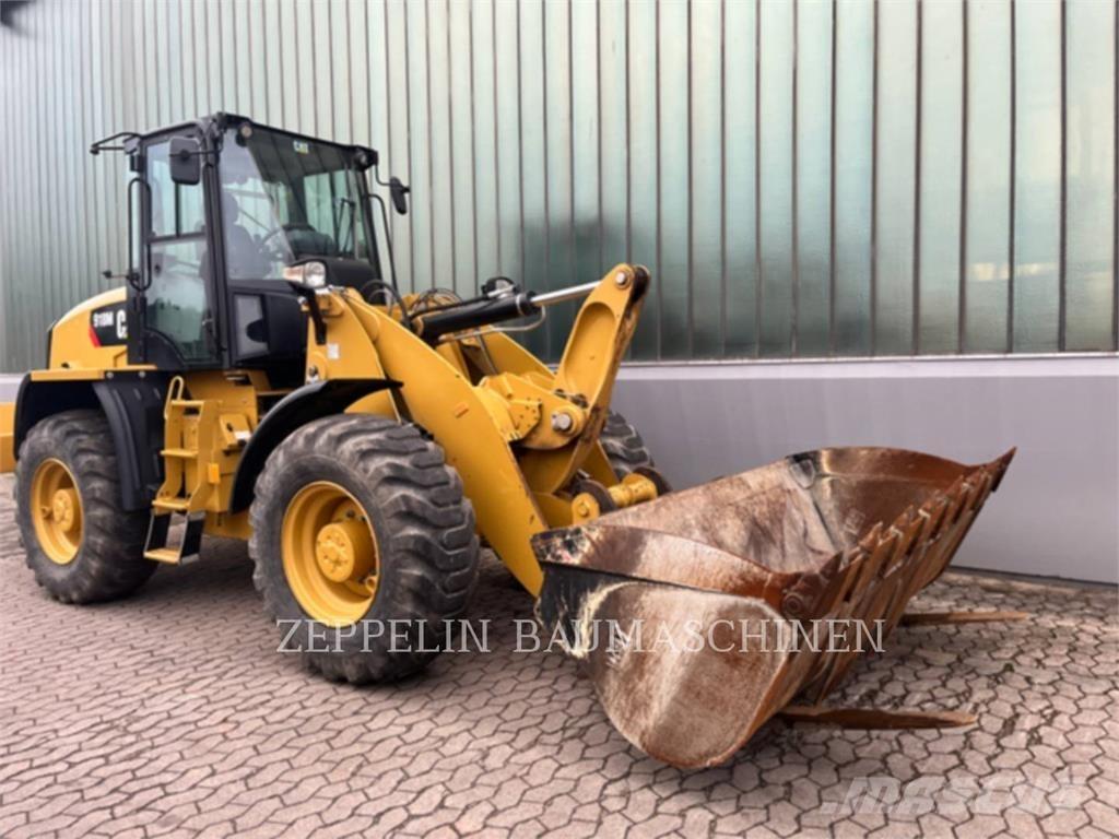 CAT 918M Incarcator pe pneuri