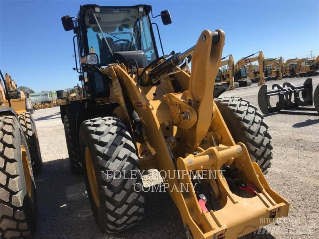 CAT 920-14 Incarcator pe pneuri