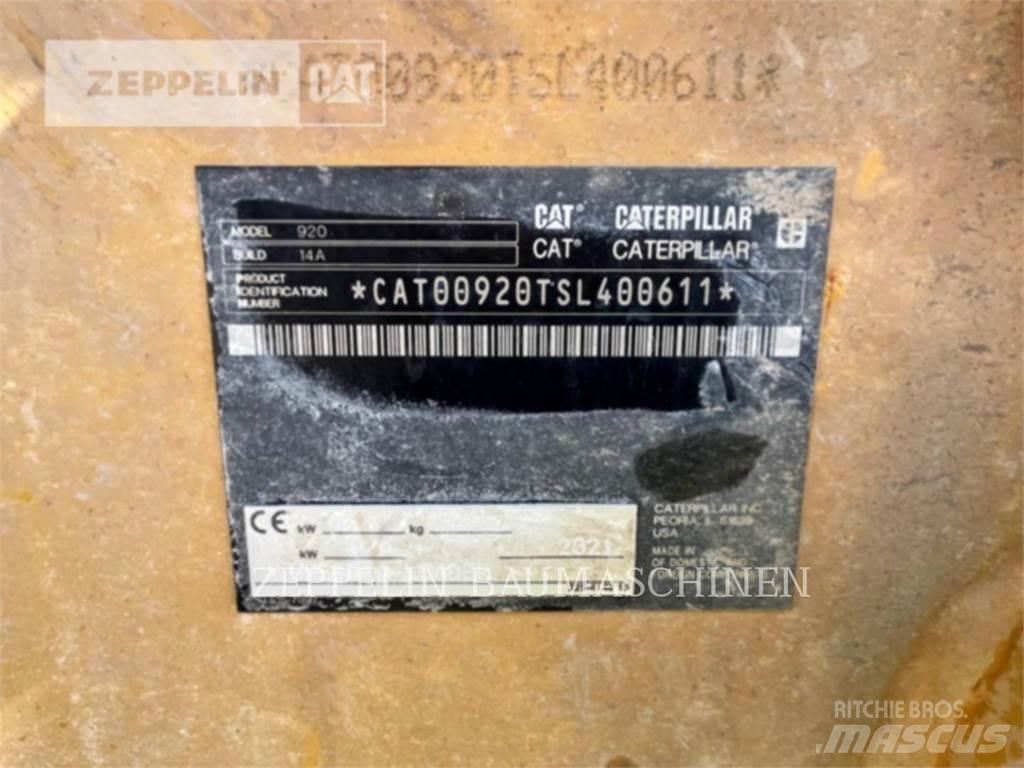 CAT 920-14A Incarcator pe pneuri