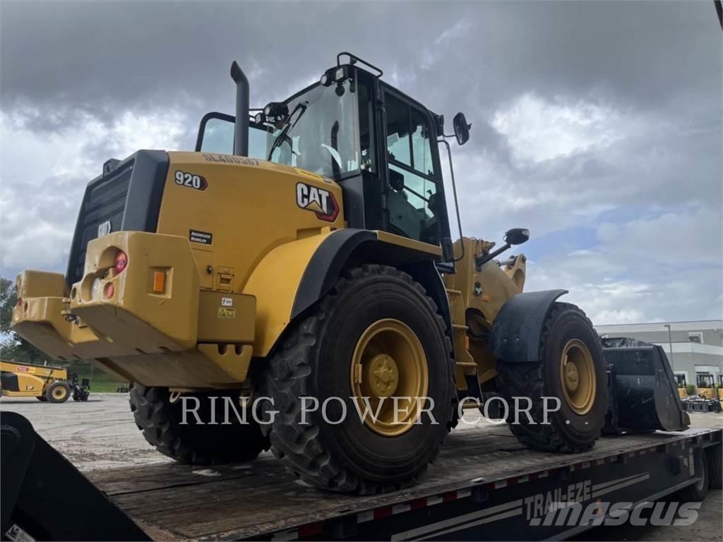 CAT 920 FQC Incarcator pe pneuri