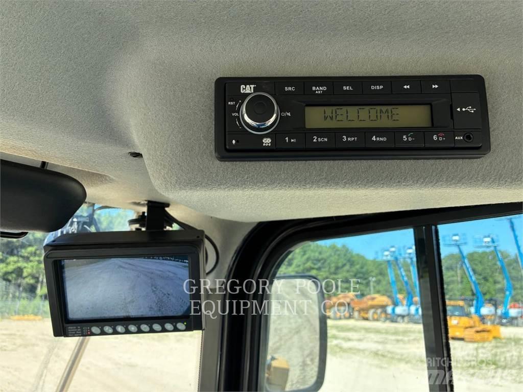 CAT 92014 Incarcator pe pneuri