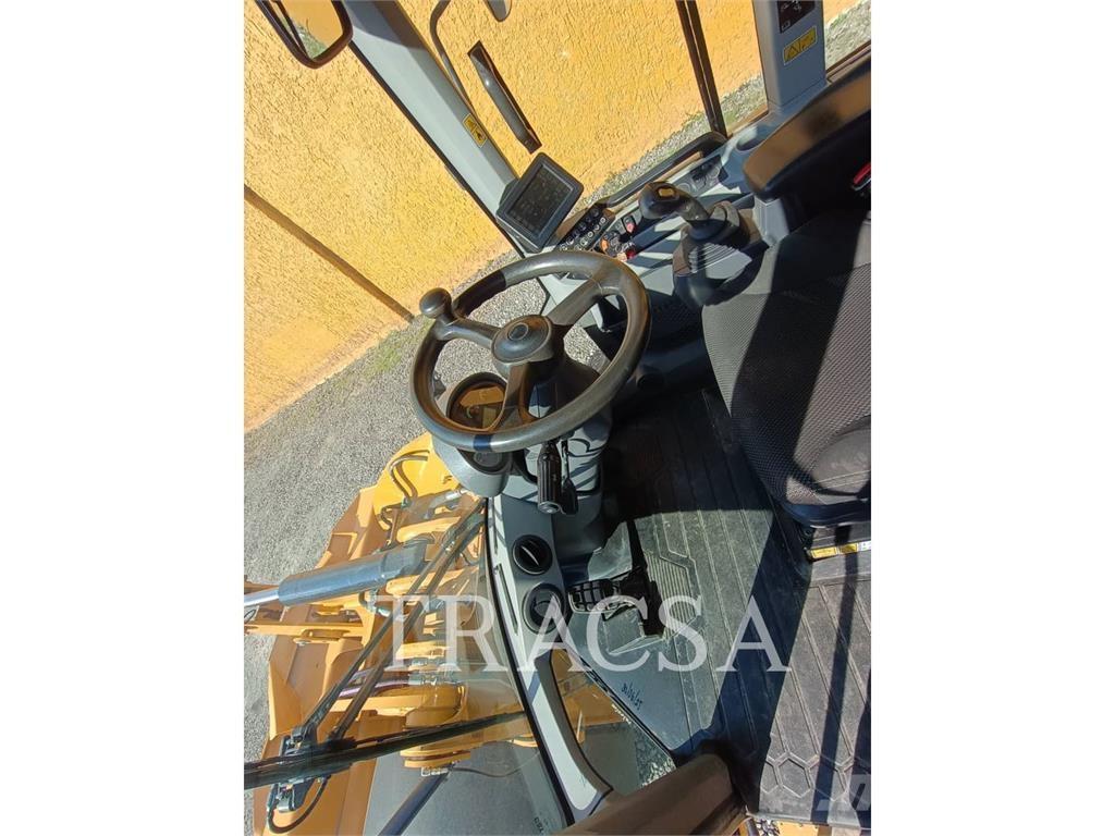 CAT 924K Incarcator pe pneuri