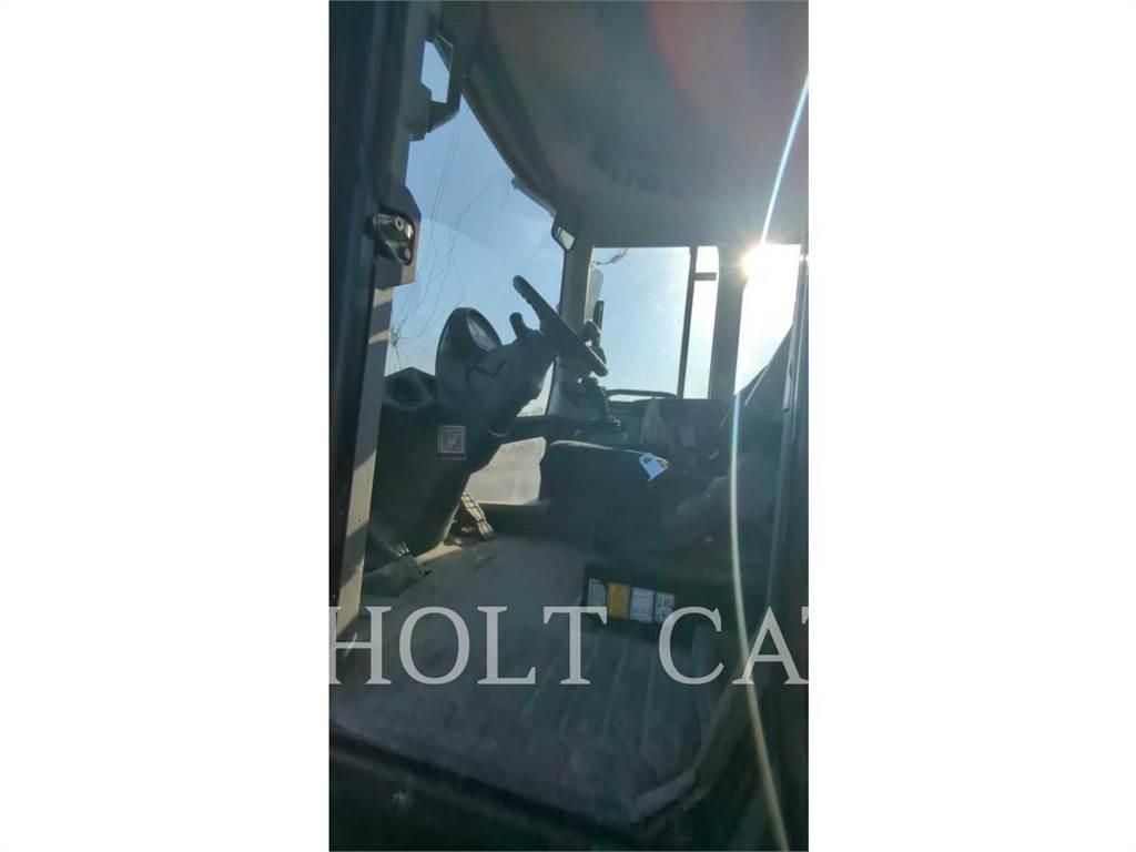 CAT 924K Incarcator pe pneuri