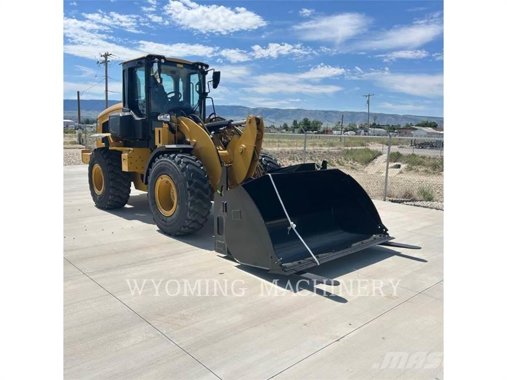 CAT 926 Incarcator pe pneuri