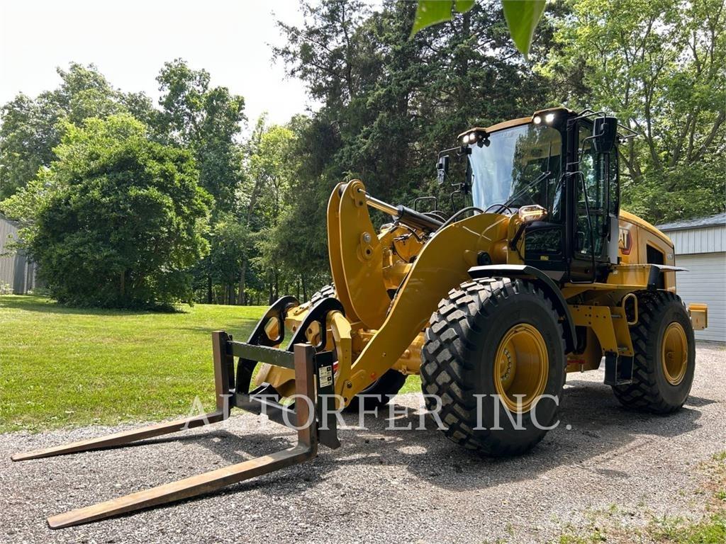 CAT 926-14 Incarcator pe pneuri