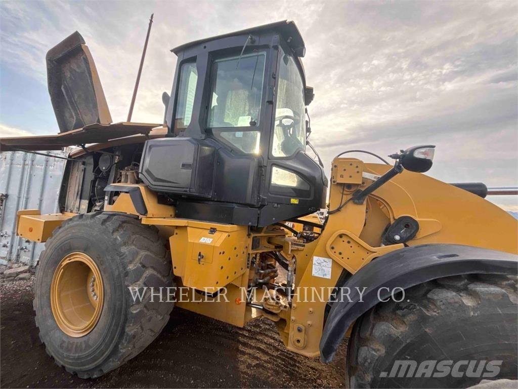 CAT 926 QC Incarcator pe pneuri