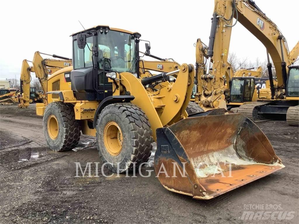 CAT 926M Incarcator pe pneuri