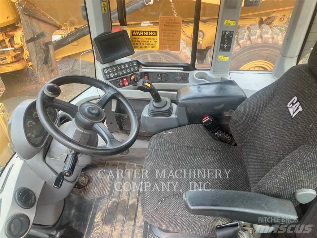 CAT 926M Incarcator pe pneuri