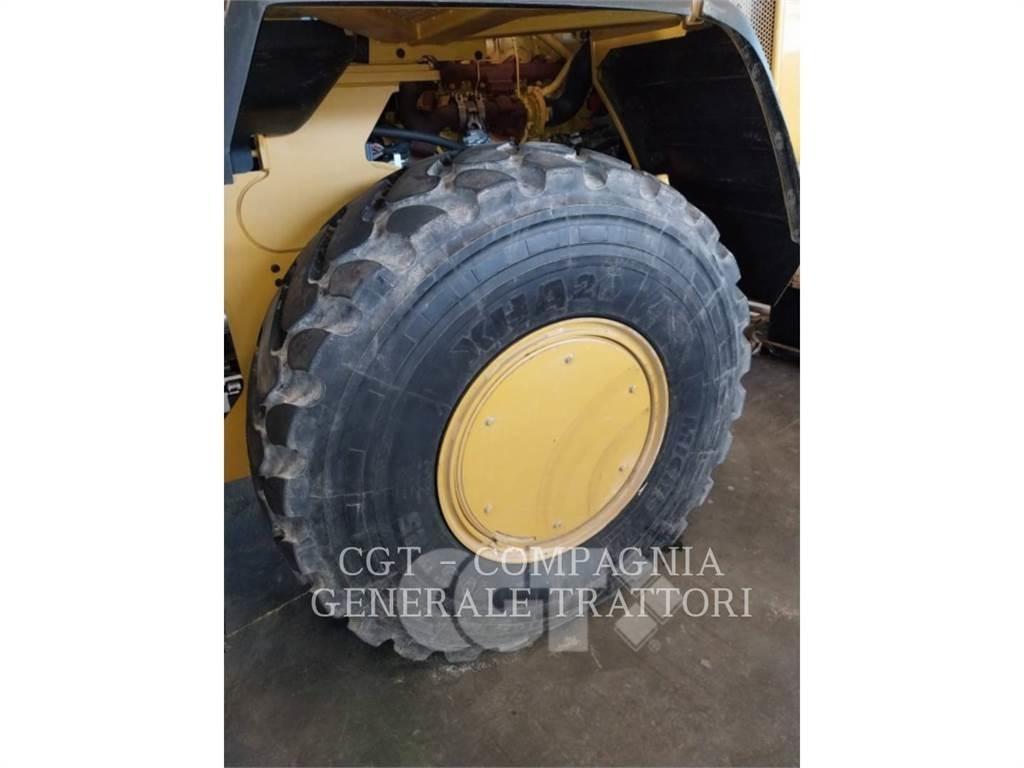 CAT 926M Incarcator pe pneuri