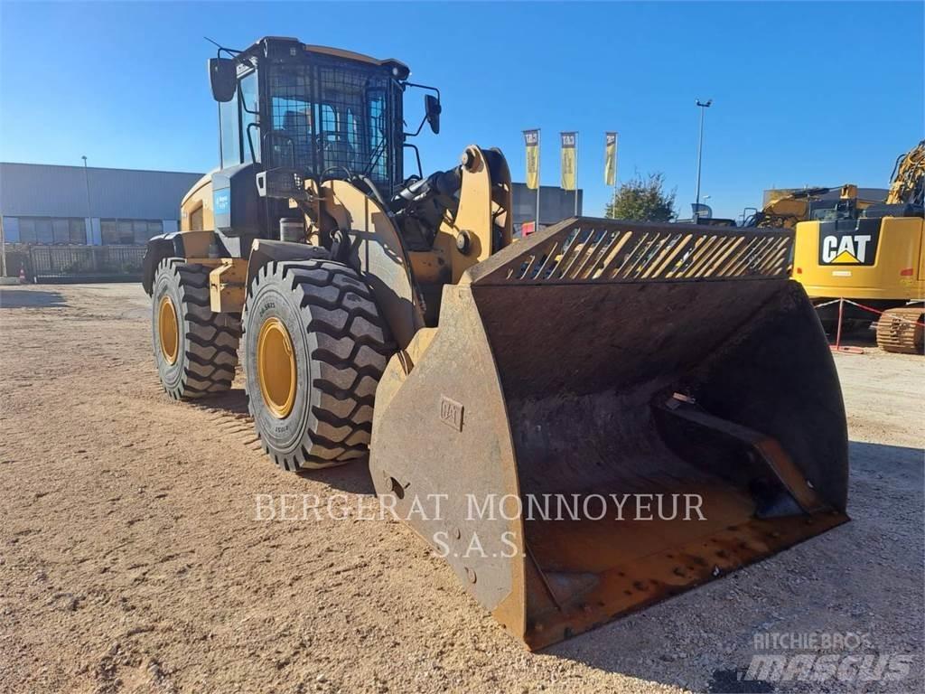 CAT 926M Incarcator pe pneuri