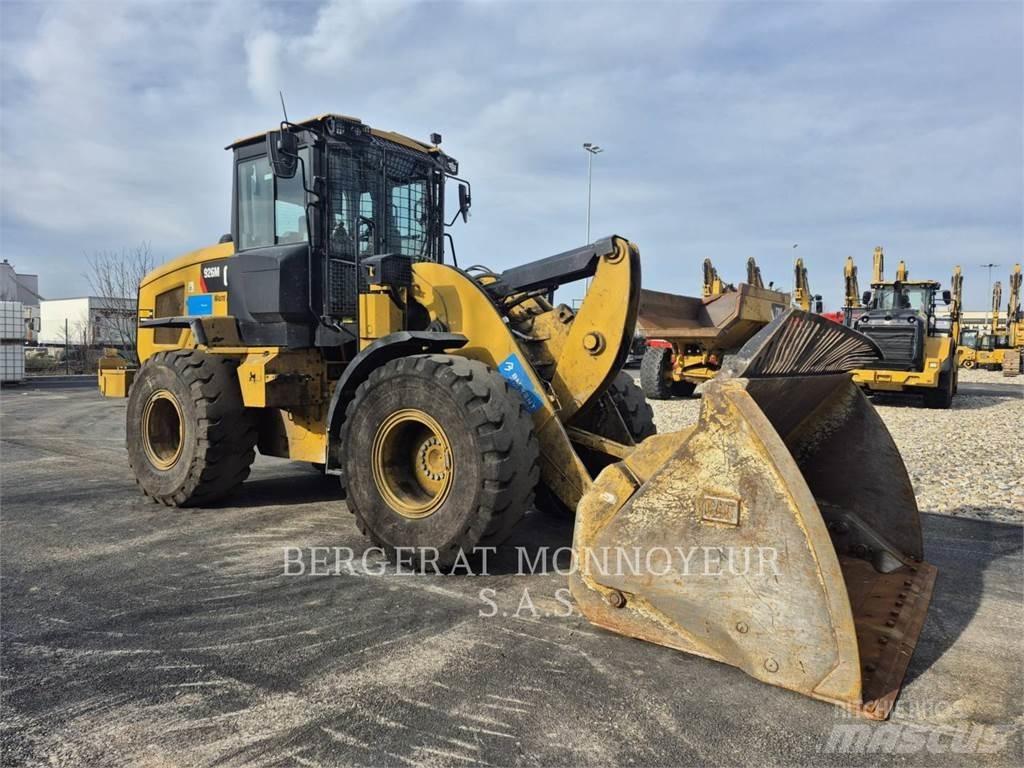 CAT 926M Incarcator pe pneuri