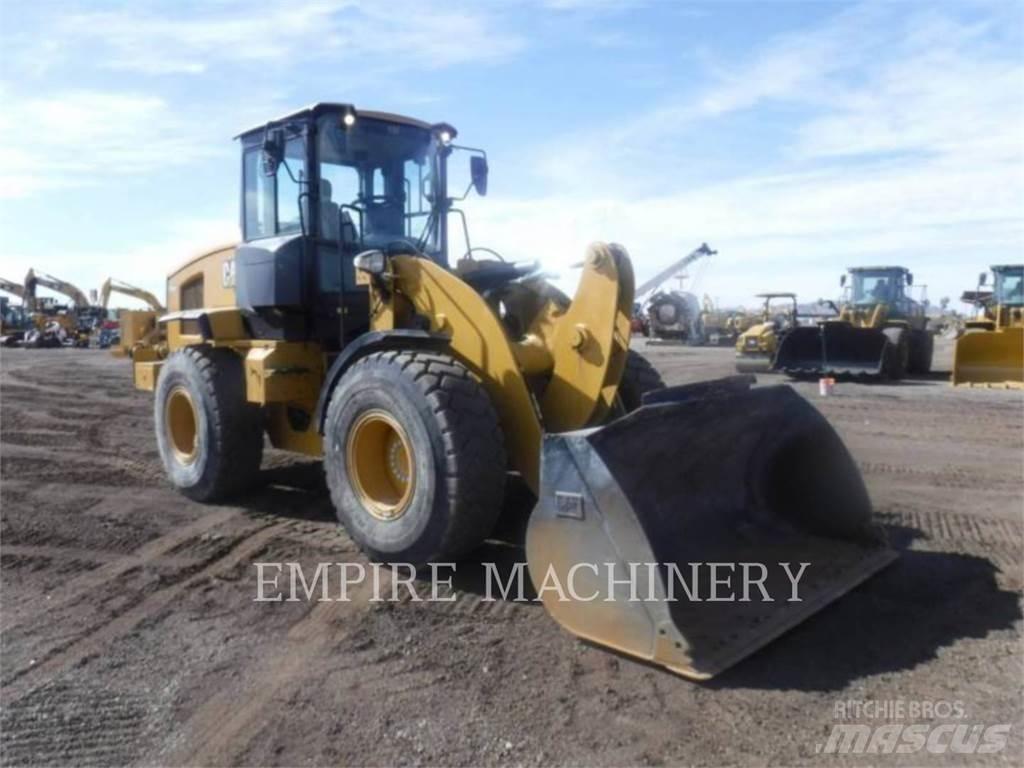 CAT 926M Incarcator pe pneuri