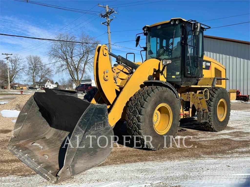 CAT 926M Incarcator pe pneuri