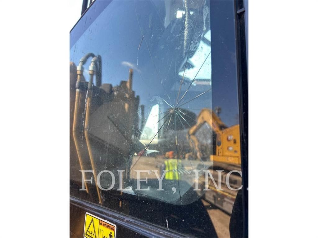 CAT 926M Incarcator pe pneuri