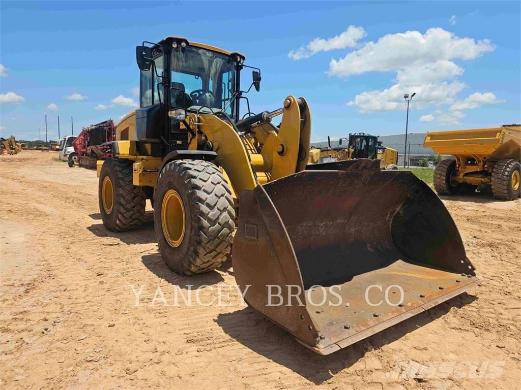 CAT 926M Incarcator pe pneuri