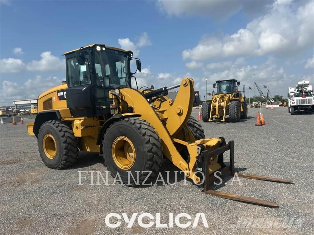 CAT 926M Incarcator pe pneuri