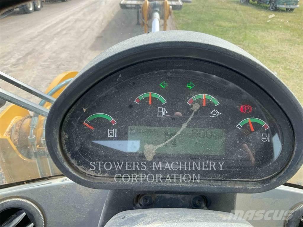 CAT 926M Incarcator pe pneuri
