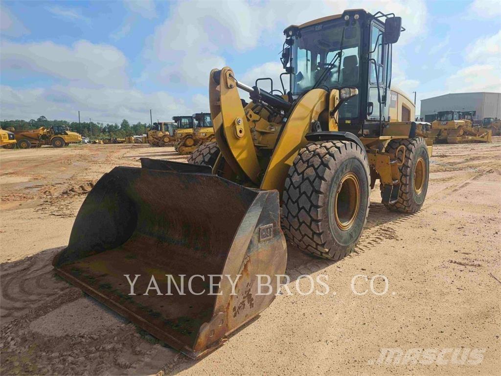 CAT 926M Incarcator pe pneuri