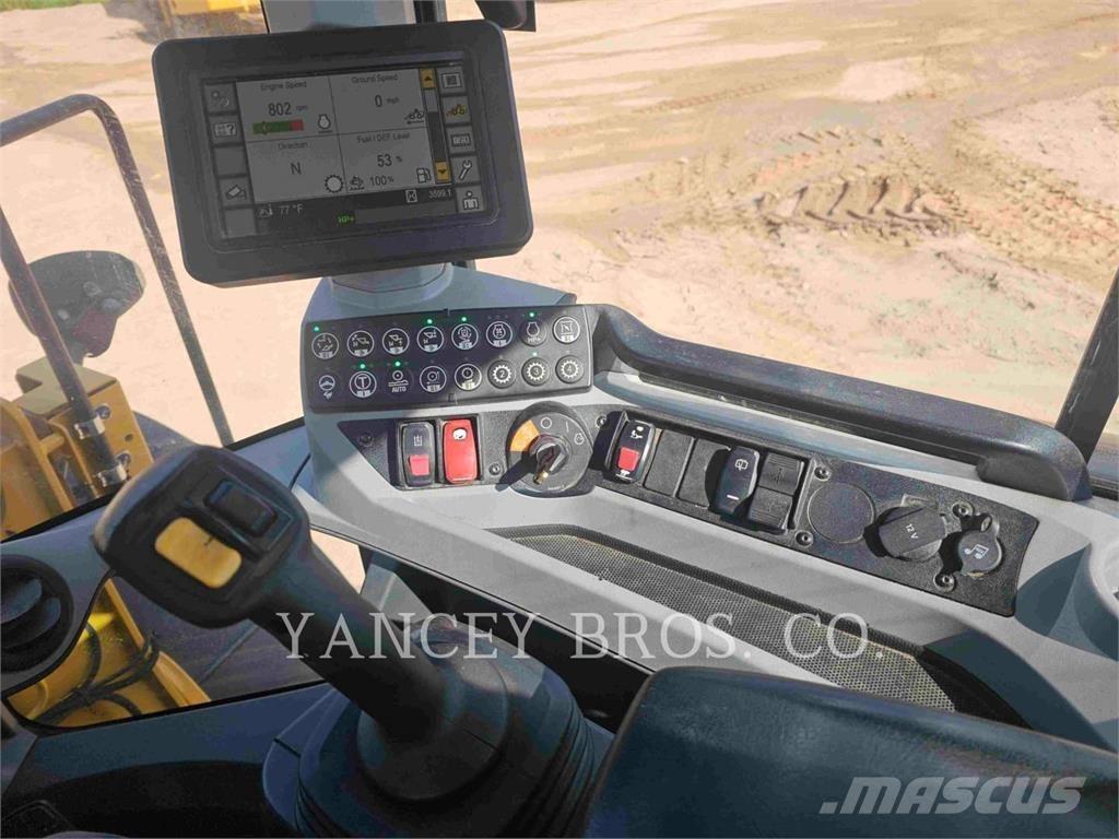 CAT 926M Incarcator pe pneuri
