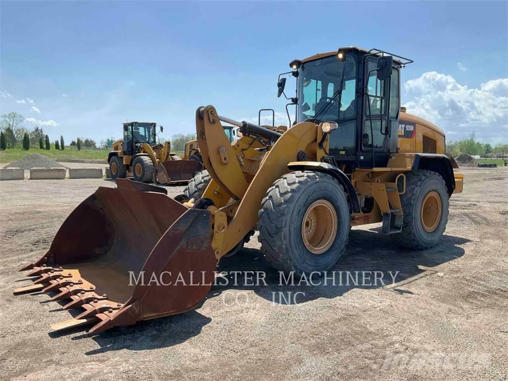 CAT 926M Incarcator pe pneuri