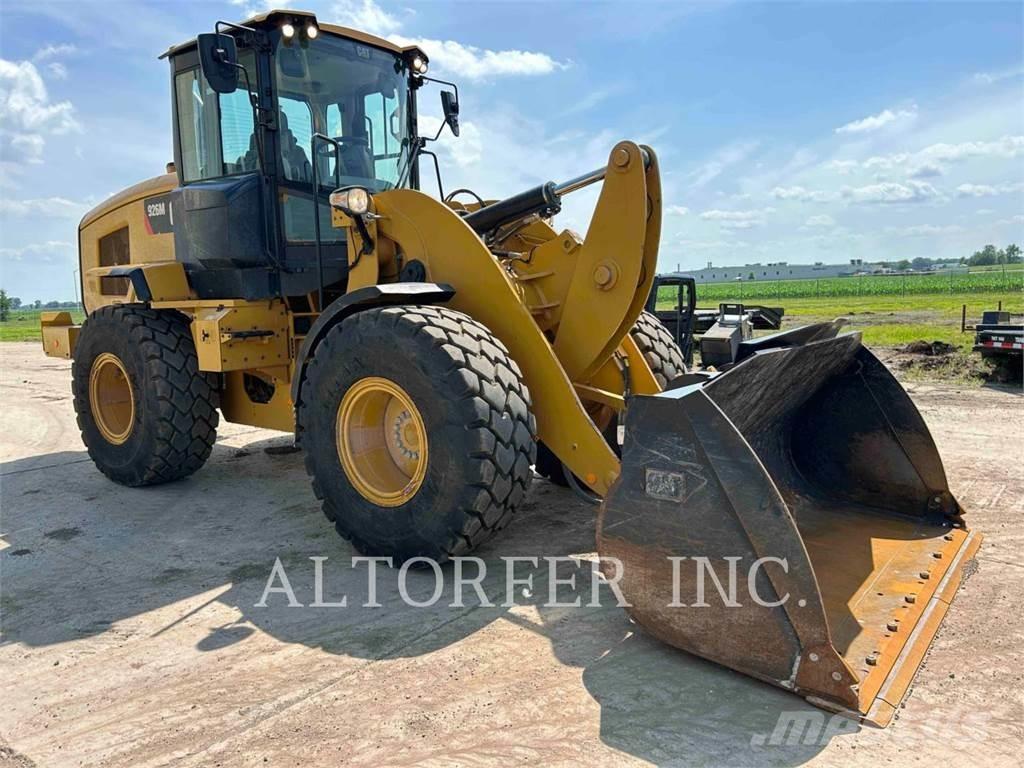 CAT 926M Incarcator pe pneuri