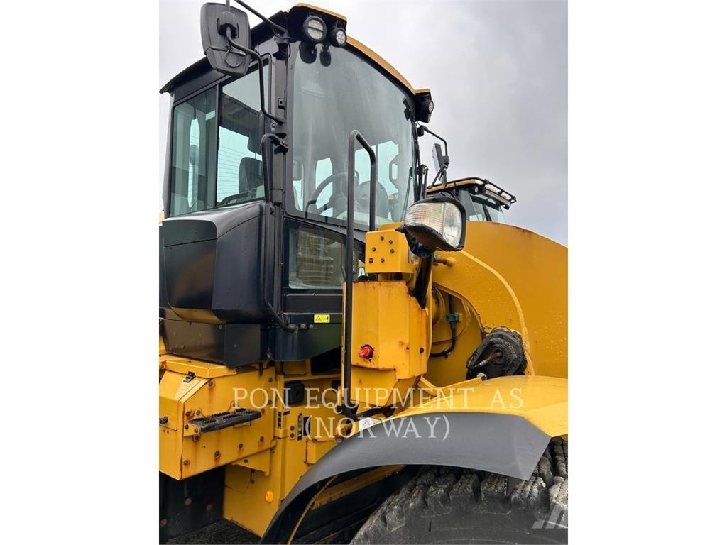 CAT 926M Incarcator pe pneuri