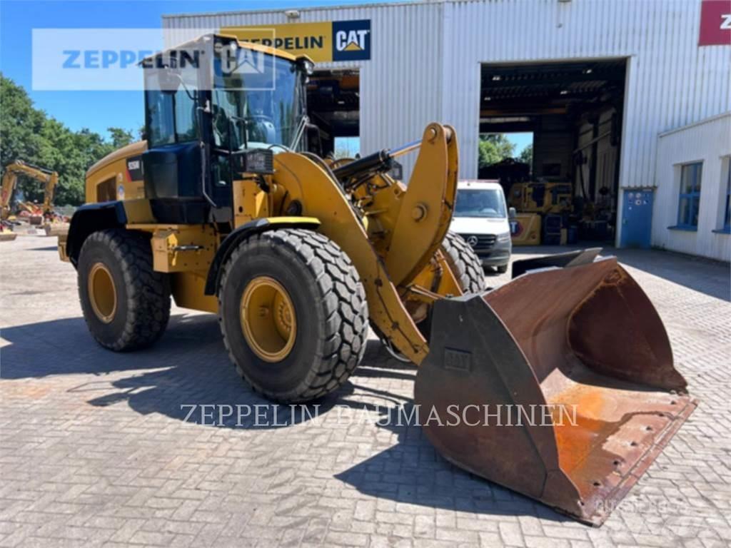 CAT 926M Incarcator pe pneuri