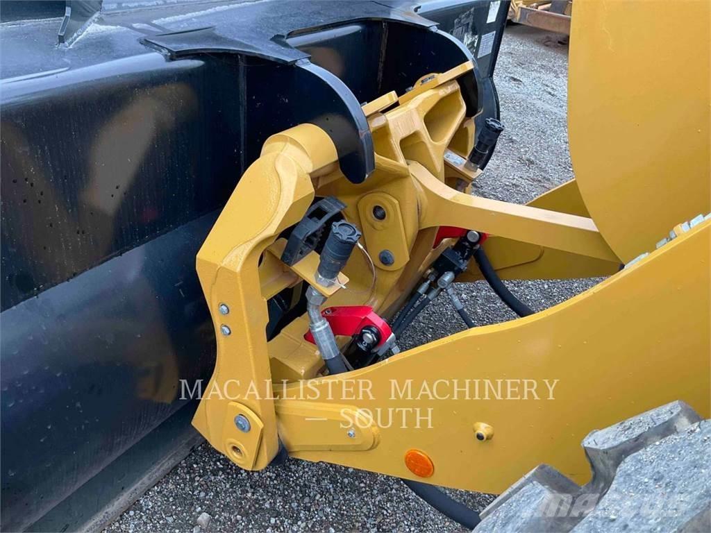 CAT 926M Incarcator pe pneuri