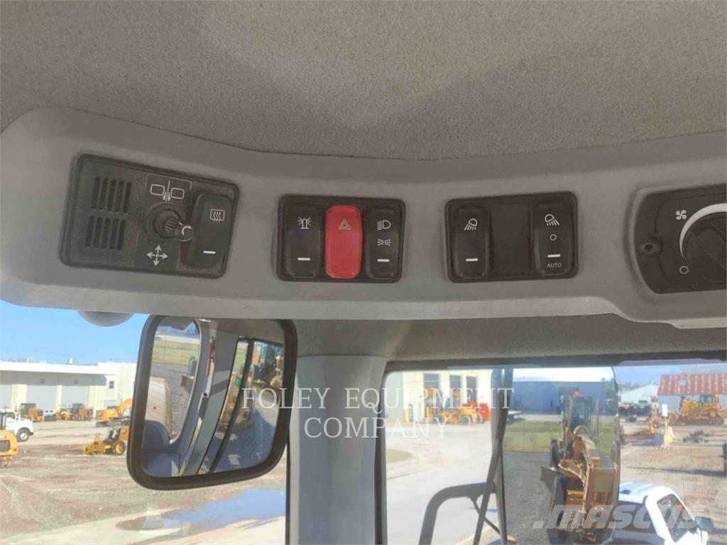 CAT 926M Incarcator pe pneuri