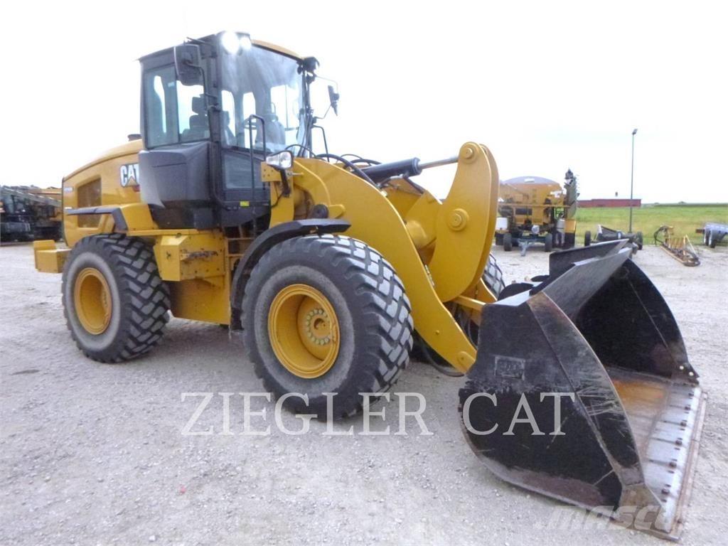 CAT 926M Incarcator pe pneuri