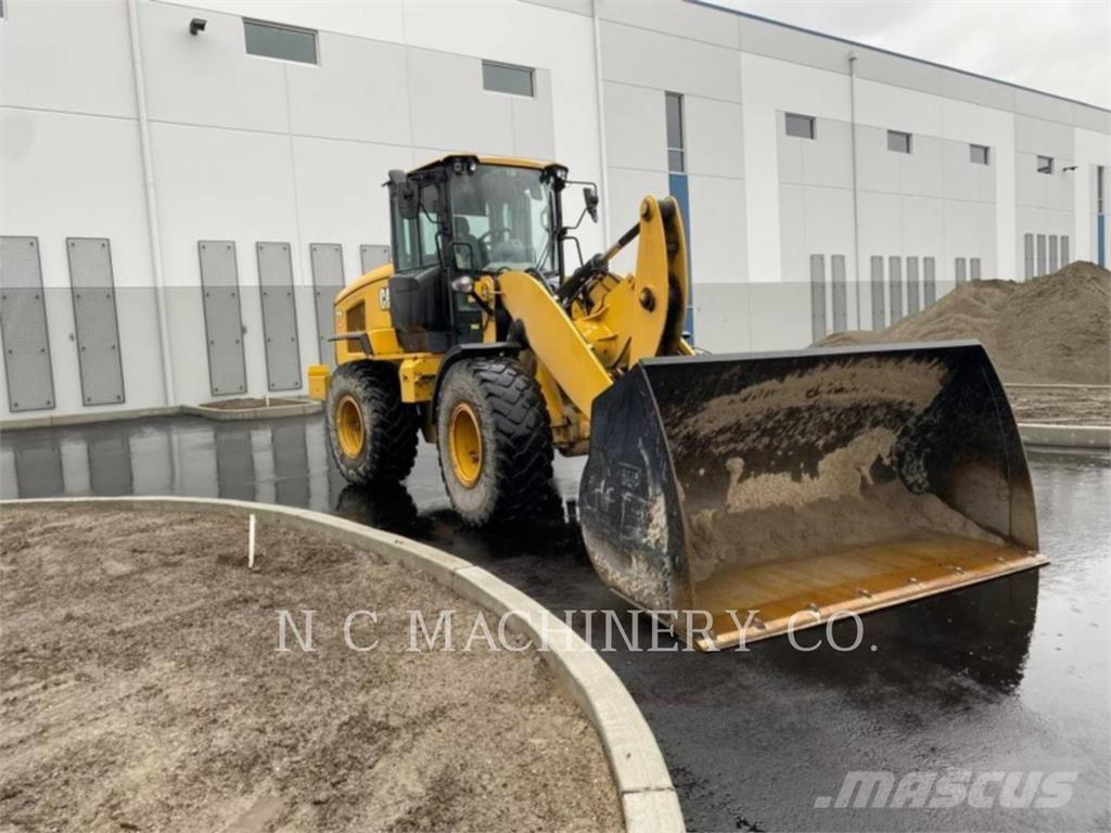 CAT 926M HL Incarcator pe pneuri