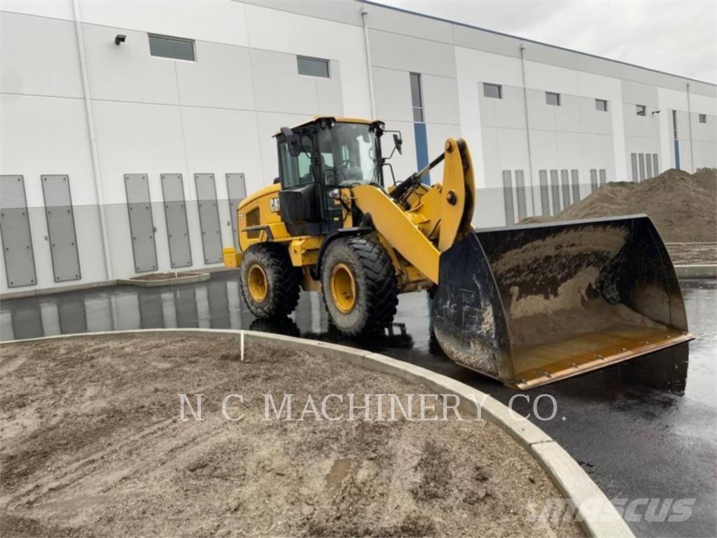CAT 926M HL Incarcator pe pneuri