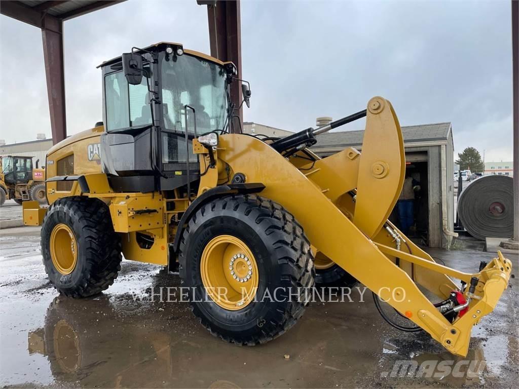 CAT 926M HL QC Incarcator pe pneuri