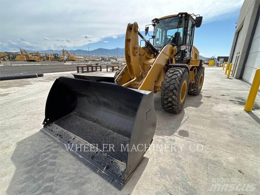 CAT 926M HL QC Incarcator pe pneuri