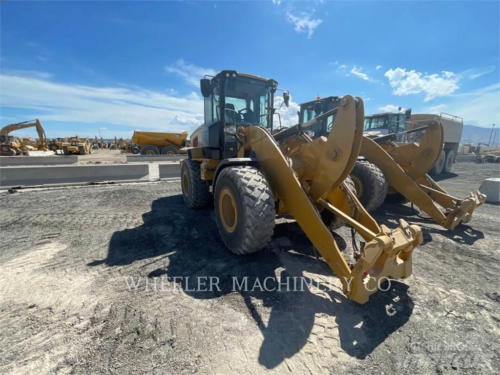 CAT 926M HL QC Incarcator pe pneuri