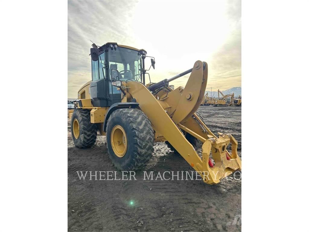 CAT 926M HL QC Incarcator pe pneuri