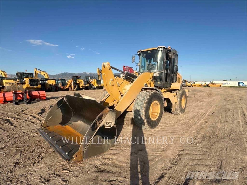 CAT 926M HL QC Incarcator pe pneuri