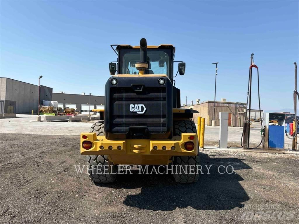 CAT 926M QC Incarcator pe pneuri